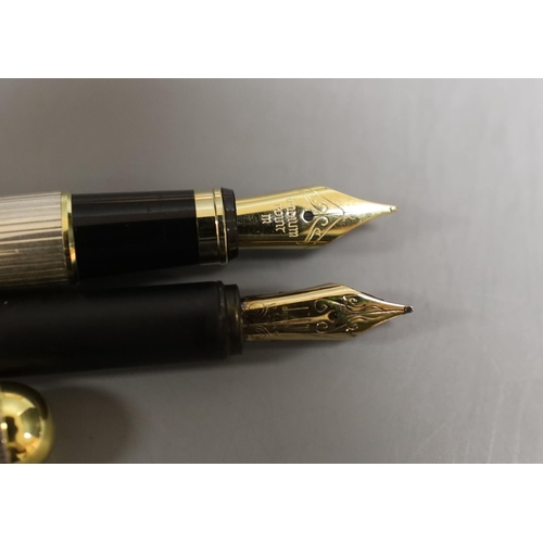 1578 - A boxed Dunhill fountain pen together with  another fountain pen,