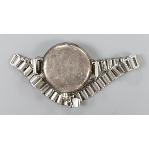 938 - A gentleman's early 20th century silver Borgel cased manual wind wrist watch, on a metal bracelet.... 