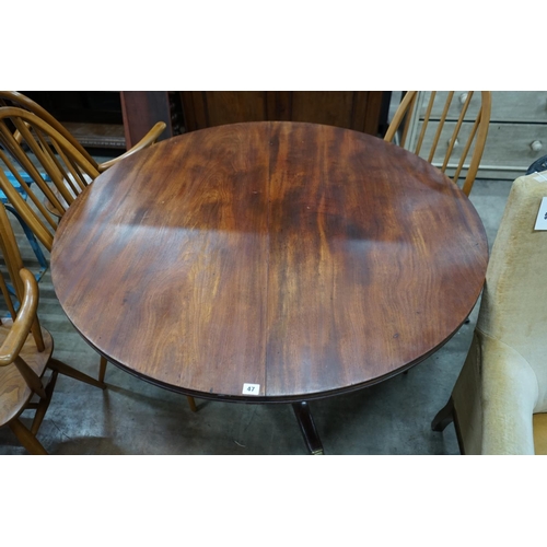 1047 - A late Regency circular mahogany tilt top breakfast table, diameter 120cm height 70cm