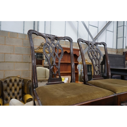 1068 - A pair of George III mahogany dining chairs