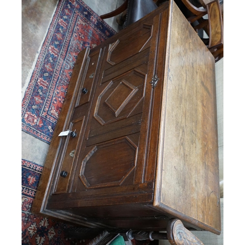 1069 - An 18th century oak mule chest, width 119cm depth 56cm height 81cm