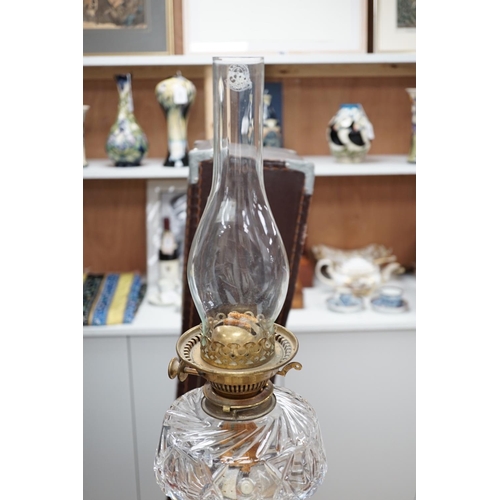 1408 - A Victorian glass oil lamp, total height excl chimney 51cm