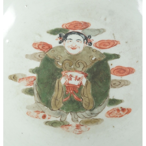 183 - A Chinese famille verte warriors bowl, 19th century, The exterior painted with a battle scene with... 