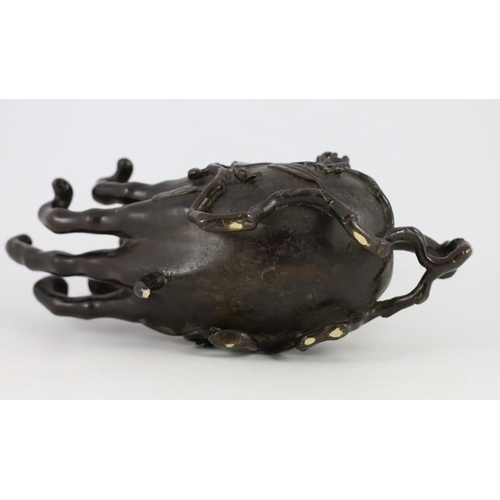 255 - A Chinese bronze finger citron censer and cover, late Ming dynasty, modelled with leaves, tendrils... 