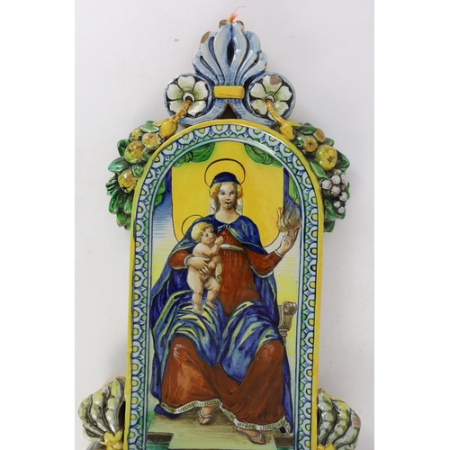 95 - A Cantagalli maiolica holy water stoop, late 19th century/early 20th century, The arched back panel ... 