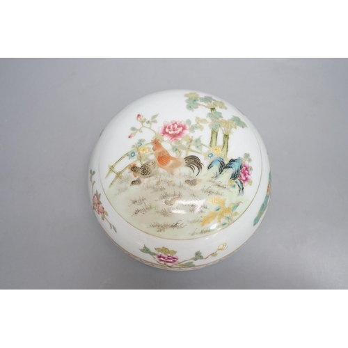 260 - A Chinese famille rosechickens box and cover, possibly Republic period, with mark,13cms high.... 