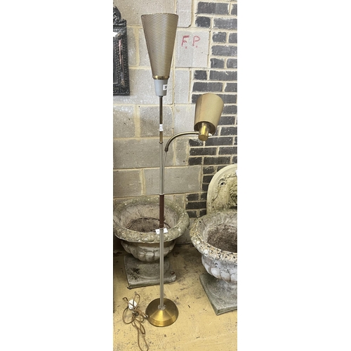 20 - A 1950s standard lamp, height 159cm