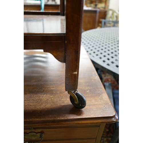 47 - A late Victorian mahogany kneehole desk, length 107cm, height 80cm