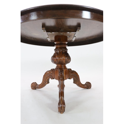 1174 - A Victorian style walnut and marquetry breakfast table Victorian-style walnut and marquetry breakfas... 