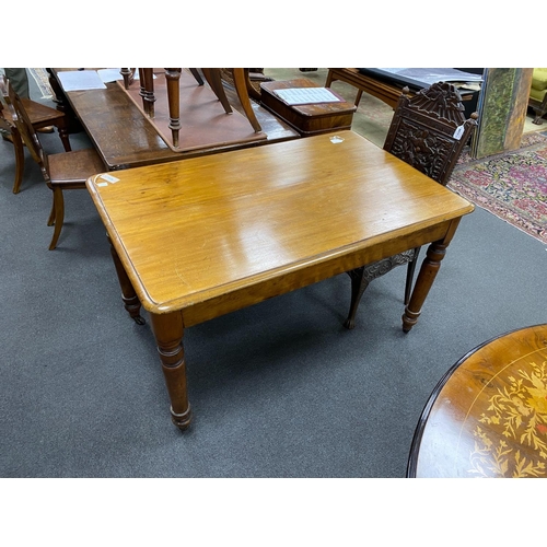 1175 - A Victorian rectangular mahogany kitchen dining table, length 128cm, depth 82cm, height 76cm