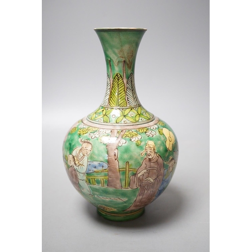 1265 - Chinese famile verte vase, 19cm