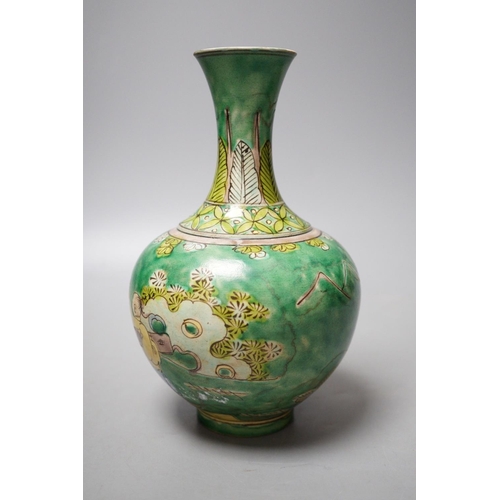 1265 - Chinese famile verte vase, 19cm