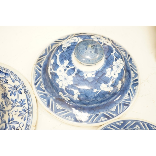 1305 - Six Chinese Kangxi blue and white vases and jar covers, largest 21.5cm diameter.Provenance - D.C.Mon... 