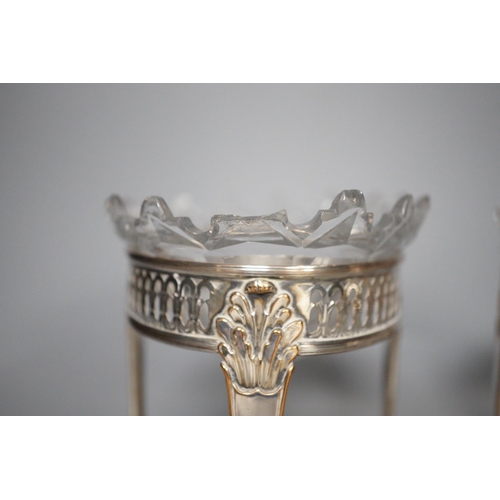 1308 - A pair of silver plated & cut glass sweetmeat dishes on stands,13 cms high,