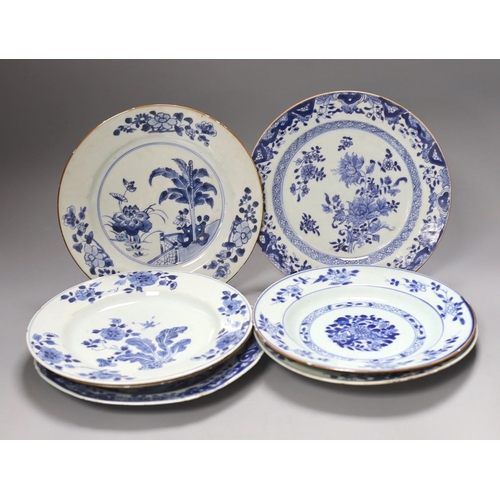 1400 - Seven 18th century Chinese export blue and white plates