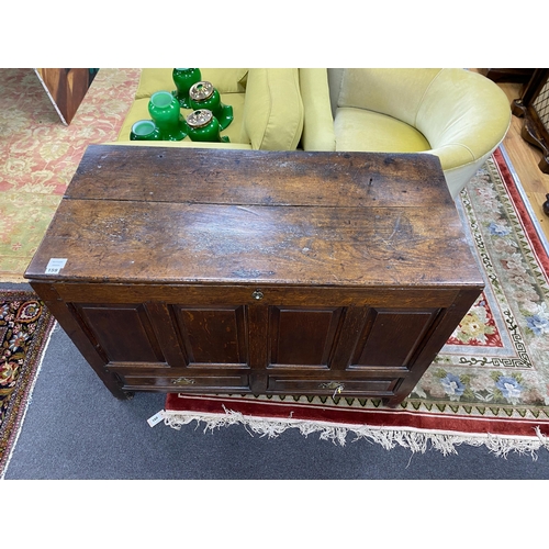 188 - A mid 18th century oak mule chest, length 112cm, depth 53cm, height 82cm