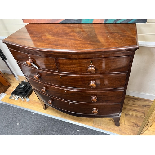 204 - A late Regency mahogany bowfront chest, width 108cm, depth 56cm, height 108cm