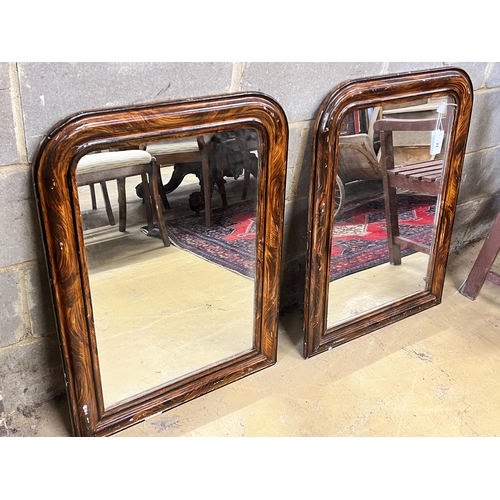 22 - A pair of Victorian wall mirrors with painted simulated grain, width 60cm, height 81cm