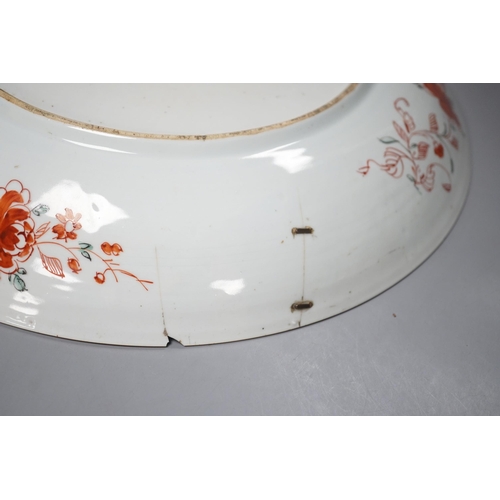 287 - A large Chinese Kangxi dish, clobbered decoration, 37cms diameter.