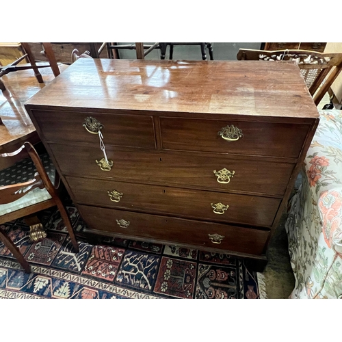 59 - A George III mahogany chest of drawers, width 102cm, depth 47cm, height 97cm