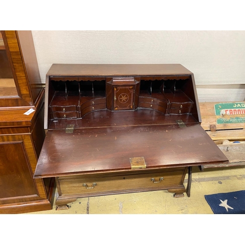 1021 - A George III mahogany bureau with parquetry interior, width 107cm, depth 56cm, height 108cm