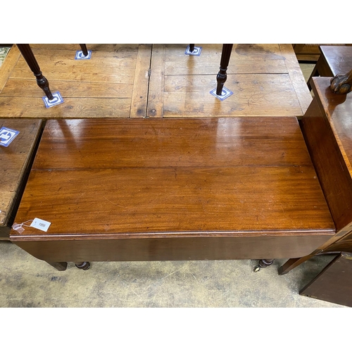 1053 - An early Victorian mahogany drop leaf extending dining table length 168cm extended, one spare leaf, ... 