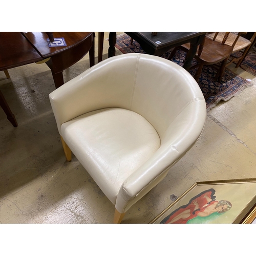 1093 - Five faux leather tub chairs