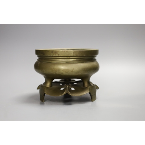 1396 - A Chinese bronze censer and stand, 13cm tall including stand