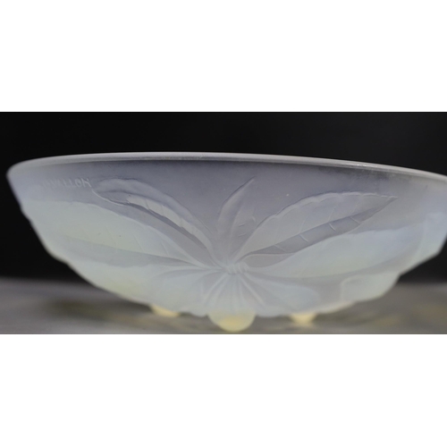 1401 - G. Vallon, a frosted glass bowl, 24cm diameter