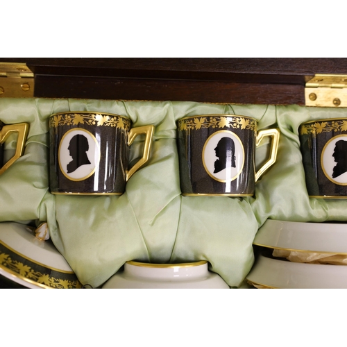 1444 - A Royal Copenhagen American independence bi-centennial boxed coffee service printed with silhouette ... 