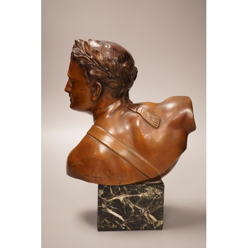 1327 - Professor Otto Poertzel (1876-1963) - a bronze bust of an Ancient Greek athlete, on marble base, 26c... 