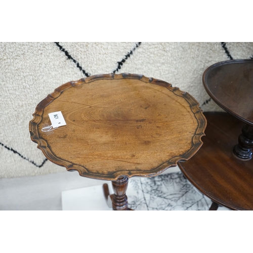 108 - A George III mahogany circular piecrust tilt top wine table, diameter 48cm, height 72cm