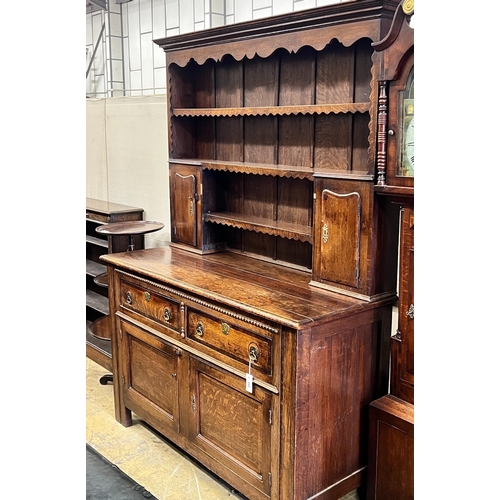 120 - A Victorian oak dresser with boarded rack, width 148cm, depth 58cm, height 206cm