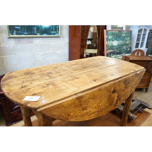 149 - A 19th century provincial elm drop flap kitchen table, length 117cm, width 57cm, height 69cm