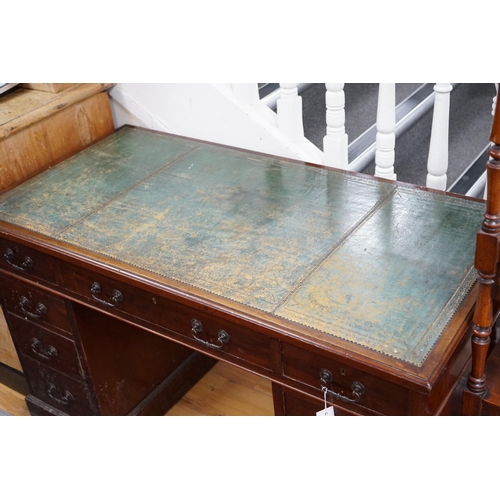 166 - A late Victorian mahogany pedestal desk, length 122cm, depth 60cm, height 74cm