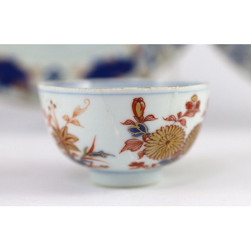 102 - A Chinese export armorial part dinner and tea service, Kangxi period, c.1720, each piece painted in ... 