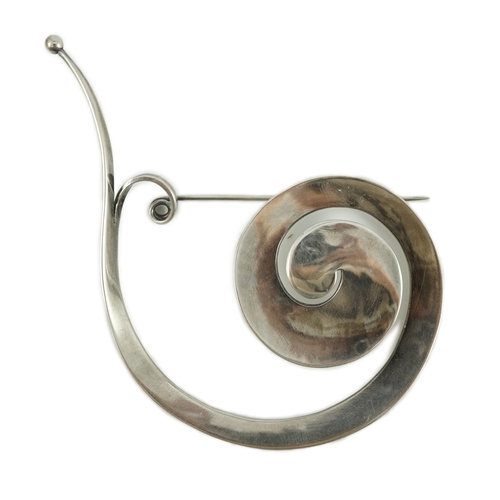 462 - A Vivianna Torun for Georg Jensen sterling silver scroll brooch, numbered 392, 97mm.