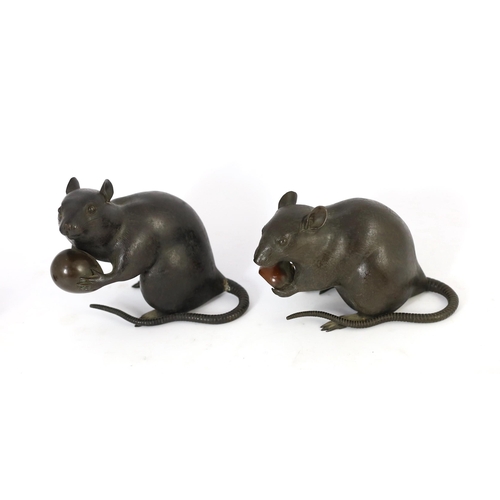 94 - An assembled group of five Japanese bronze and mixed metal models of rats, Meiji period, each rat ho... 