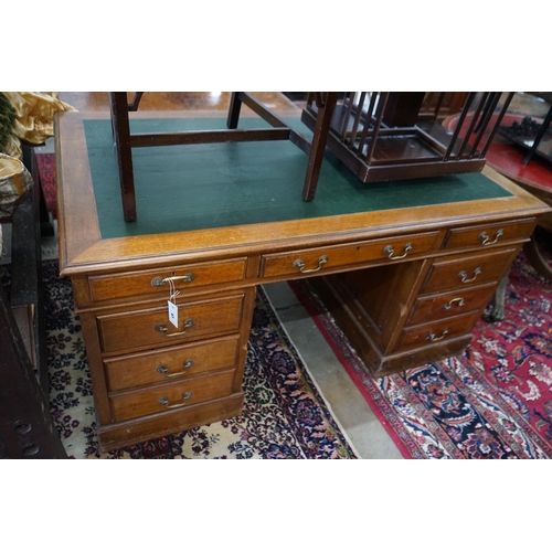 2026 - An early 20th century mahogany pedestal desk, width 152cm, depth 90cm, height 78cm