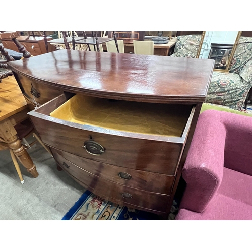 2038 - A Regency mahogany bow front chest, width 114cm, depth 56cm, height 104cm