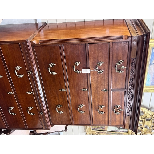 2157 - A George III mahogany chest on chest, width 107cm, depth 57cm, height 189cm