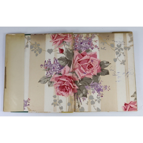 58 - ° ° Beaton, Cecil - Cecil Beaton's Scrapbook. First Edition - inscribed by author to the 'high' soci... 