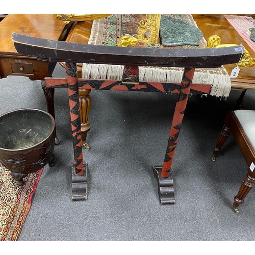 158 - A Japanese lacquer robe stand, 19th century, width 99cm, depth 30cm, height 96cm