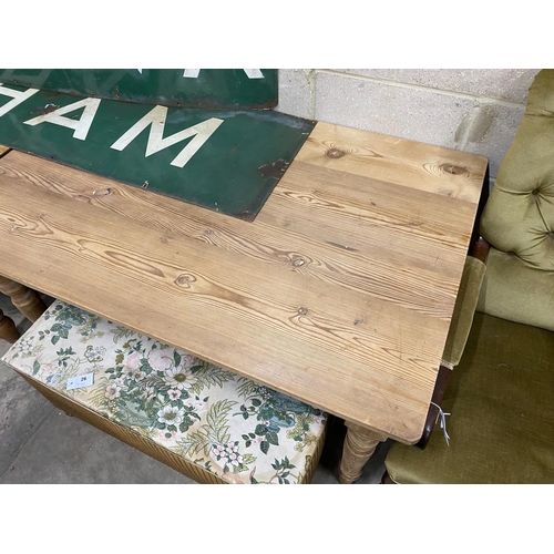 25 - A Victorian style rectangular pine kitchen table, length 131cm, width 86cm, height 76cm