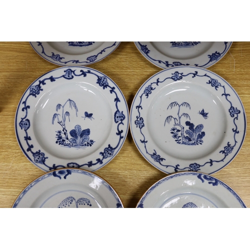 281 - A set of  four 18th century Chinese export blue and white plates, and a similar pair of plates (6),s... 