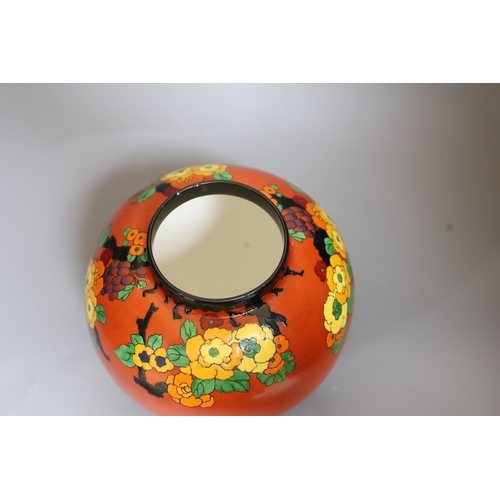 321 - A Royal Doulton Art Deco ginger jar and cover,21 cms high,