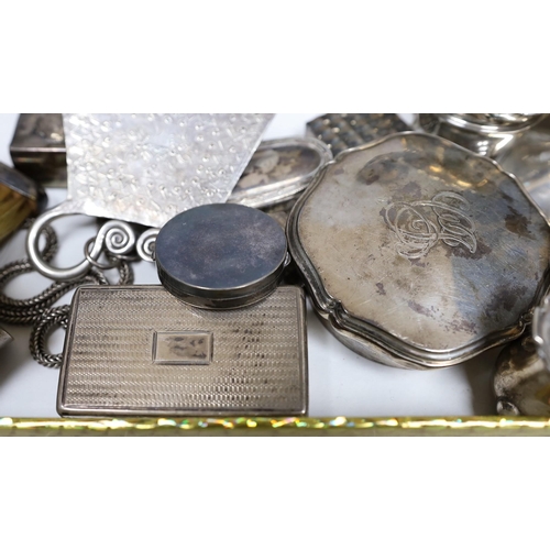 807 - Assorted silver including a pierced bowl, pair of dwarf candlesticks, four condiments(a.f.), cigaret... 