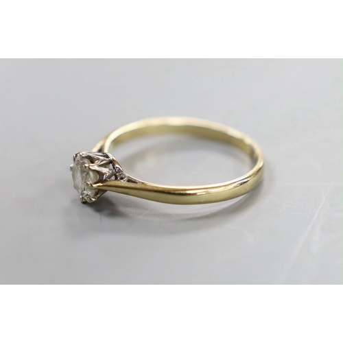 888 - An 18ct, plat and solitaire diamond set ring, size Q, gross weight 2.4 grams.