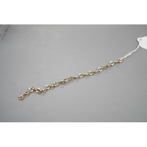 896 - A 9ct shaped link bracelet, 20.5cm, 10.4 grams.