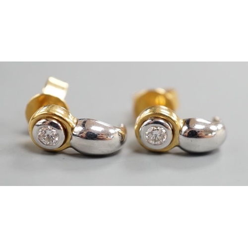 906 - A modern pair of two colour 750 metal and single stone diamond set earrings, 12mm, gross weight 2.9 ... 